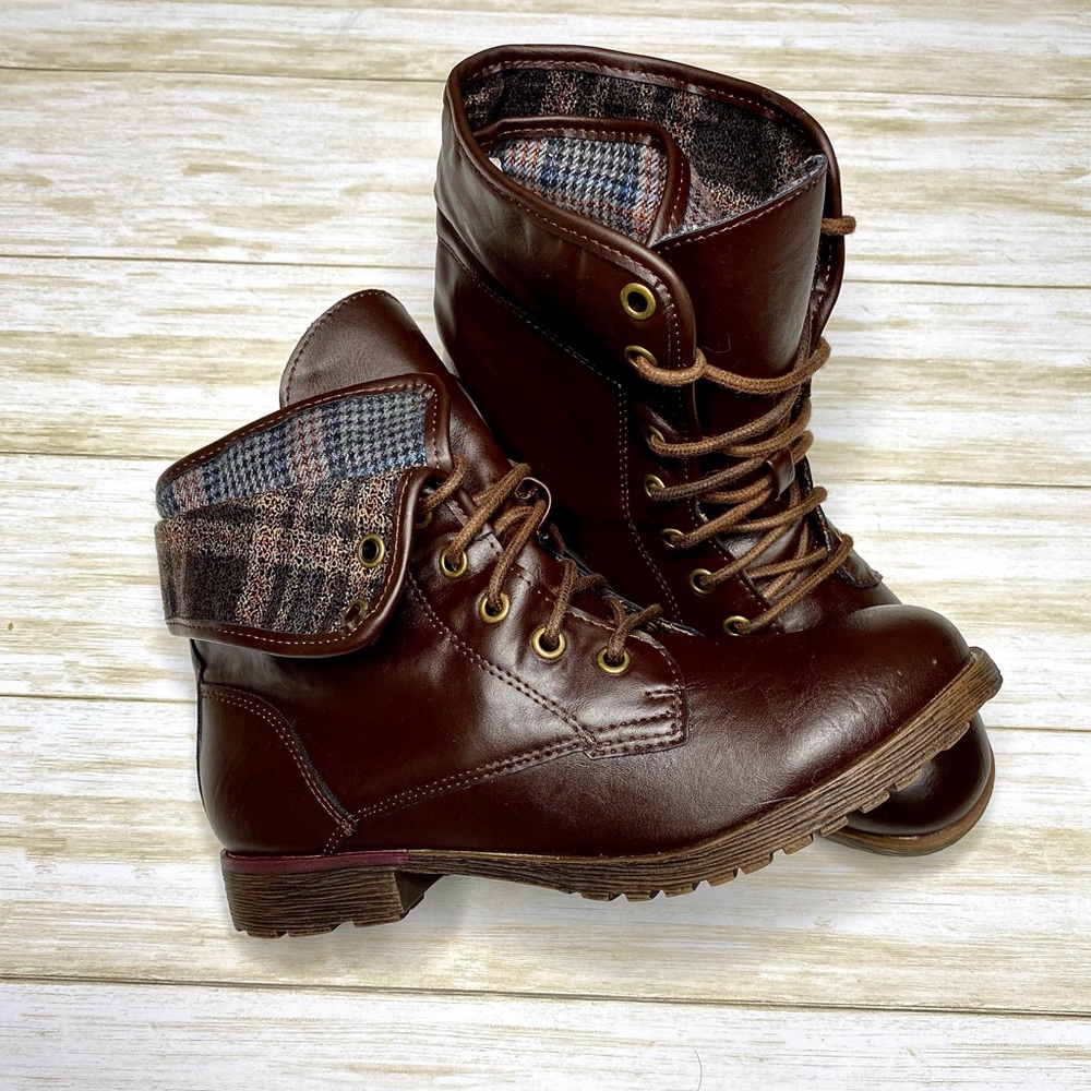 Rock & Candy Brown Combat boots